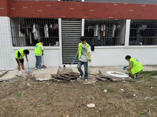 党建引领聚合力 劳动育人践初心——智能信息学院开展劳动教育实践活动